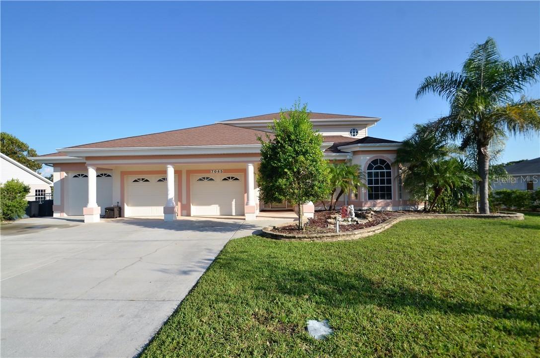 7045 Clearwater Dr., Spring Hill, FL 34606