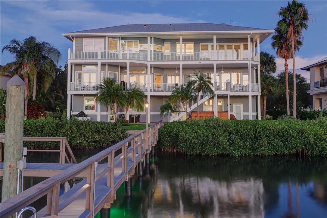 215 Shore Dr., Palm Harbor, FL 34683