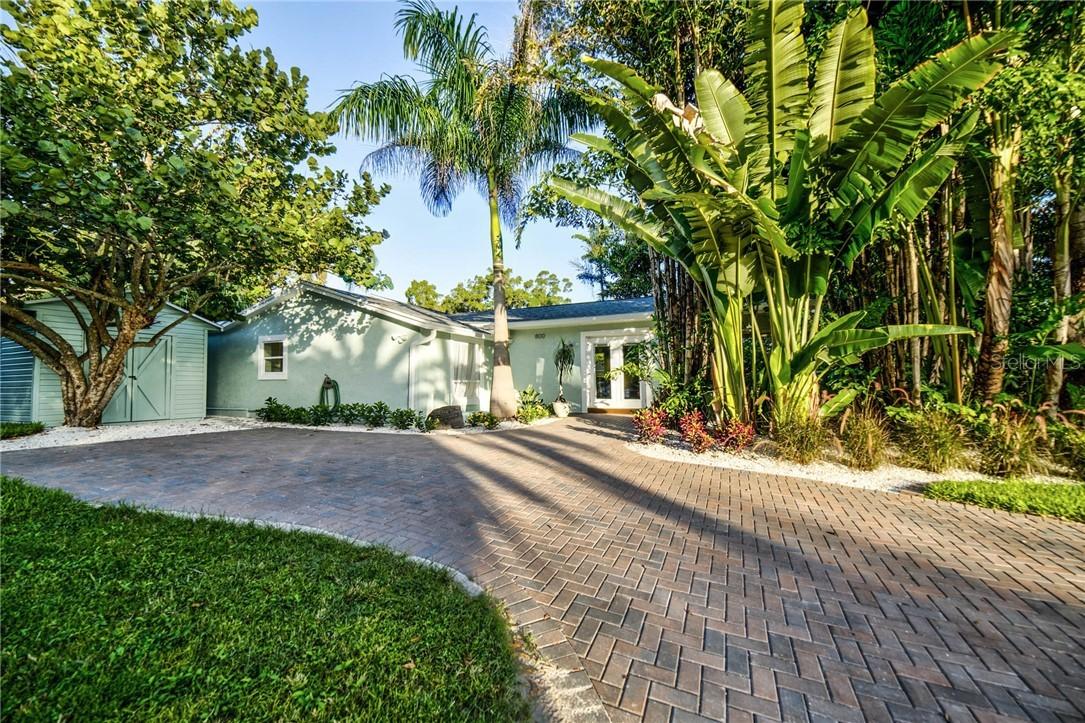 800 41st Ave., St Petersburg, FL 33703