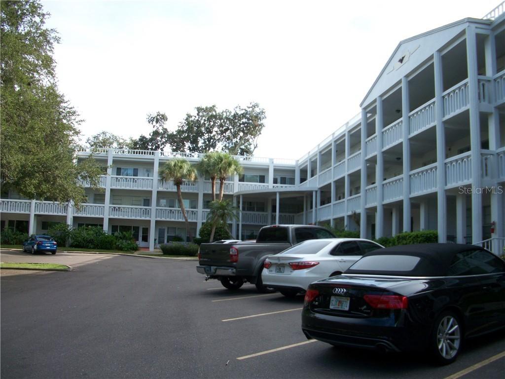 2258 World Parkway Blvd. #18, Clearwater, FL 33763