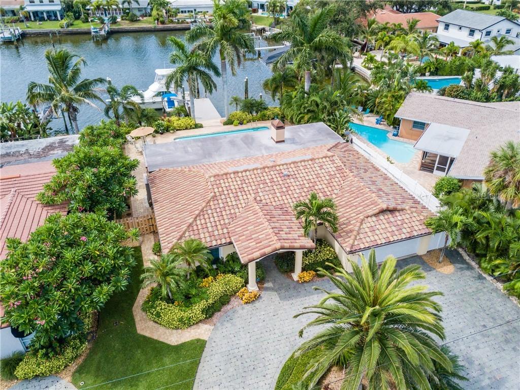 24 Island Dr., Treasure Island, FL 33706