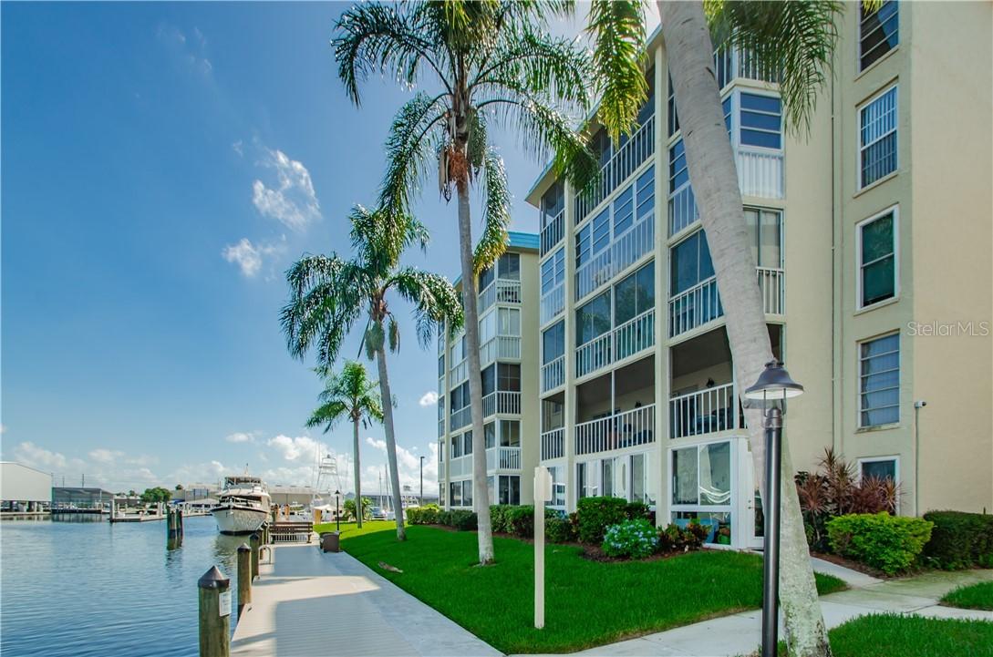 4904 38th Way #514, St Petersburg, FL 33711