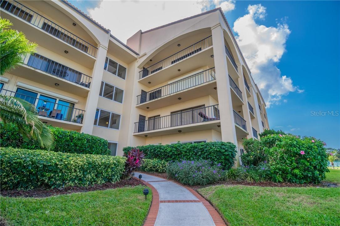 146 Mariner Dr., Tarpon Springs, FL 34689