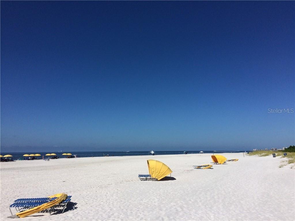 200 120th Ave W #4A, Treasure Island, FL 33706