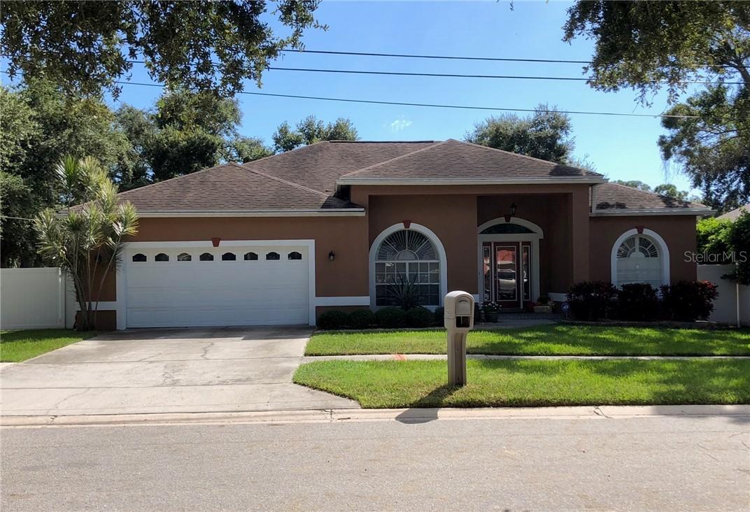 13704 Oak Forest Blvd., Seminole, FL 33776