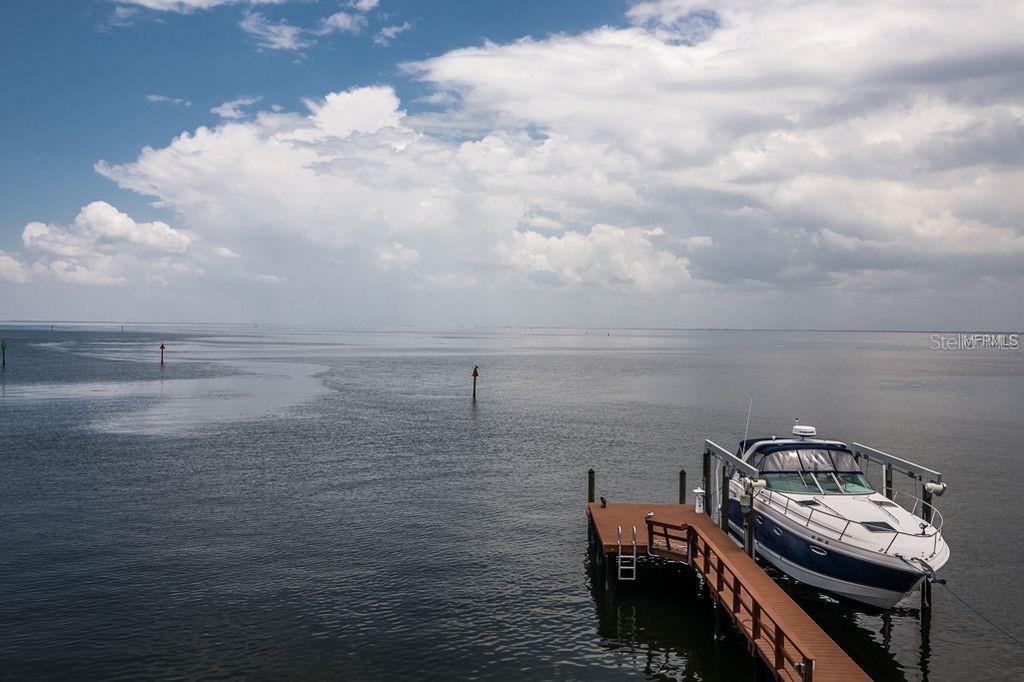 3364 Coquina Key Dr., St Petersburg, FL 33705