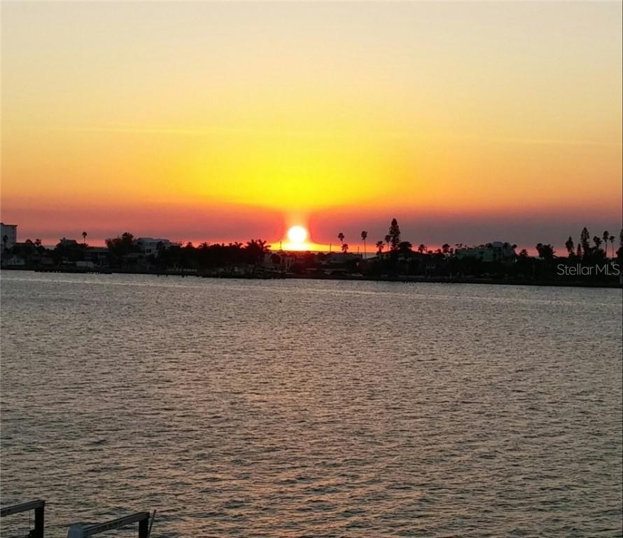 380 8th Ave. #7, Tierra Verde, FL 33715