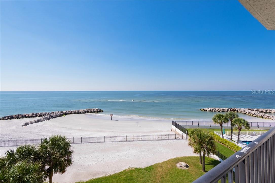 6950 Beach Plz. #407, St Pete Beach, FL 33706