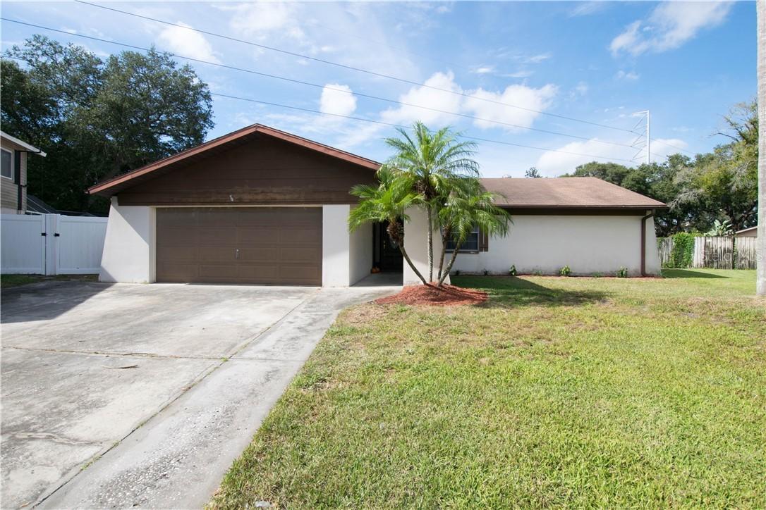 1143 Breeze Dr., Largo, FL 33770
