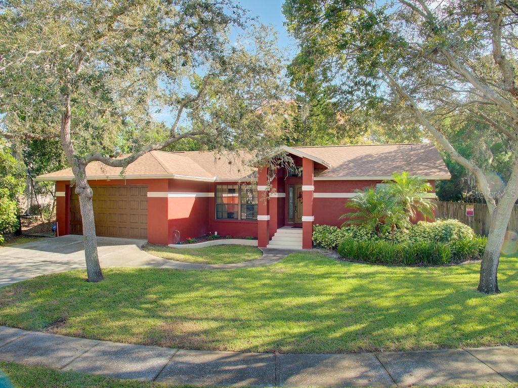 1314 Hillside Dr., Tarpon Springs, FL 34689