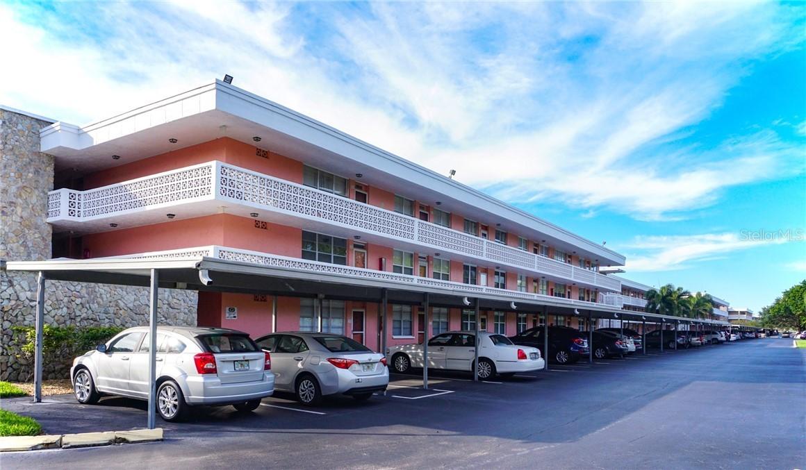 4720 Locust St. #316, St Petersburg, FL 33703