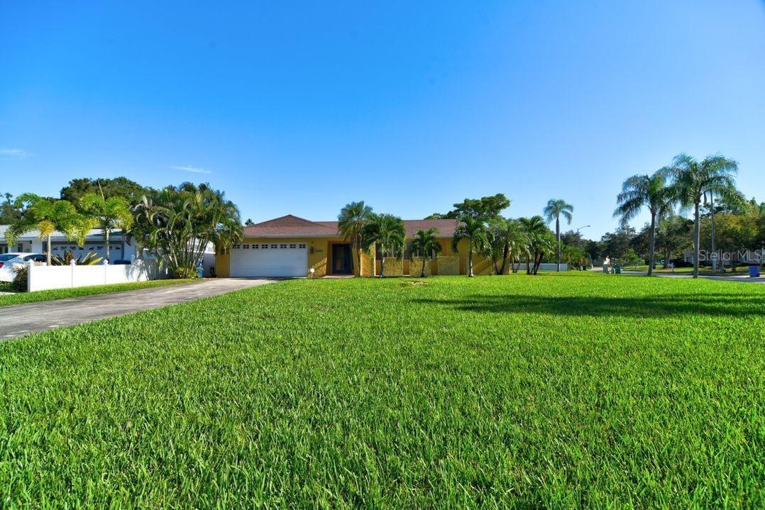 5431 Bayshore Dr., Seminole, FL 33772