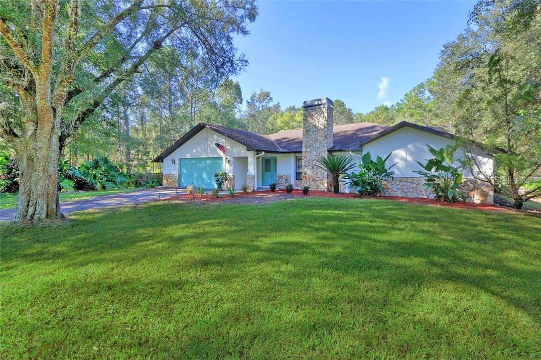 17801 Deerfield Dr., Lutz, FL 33558
