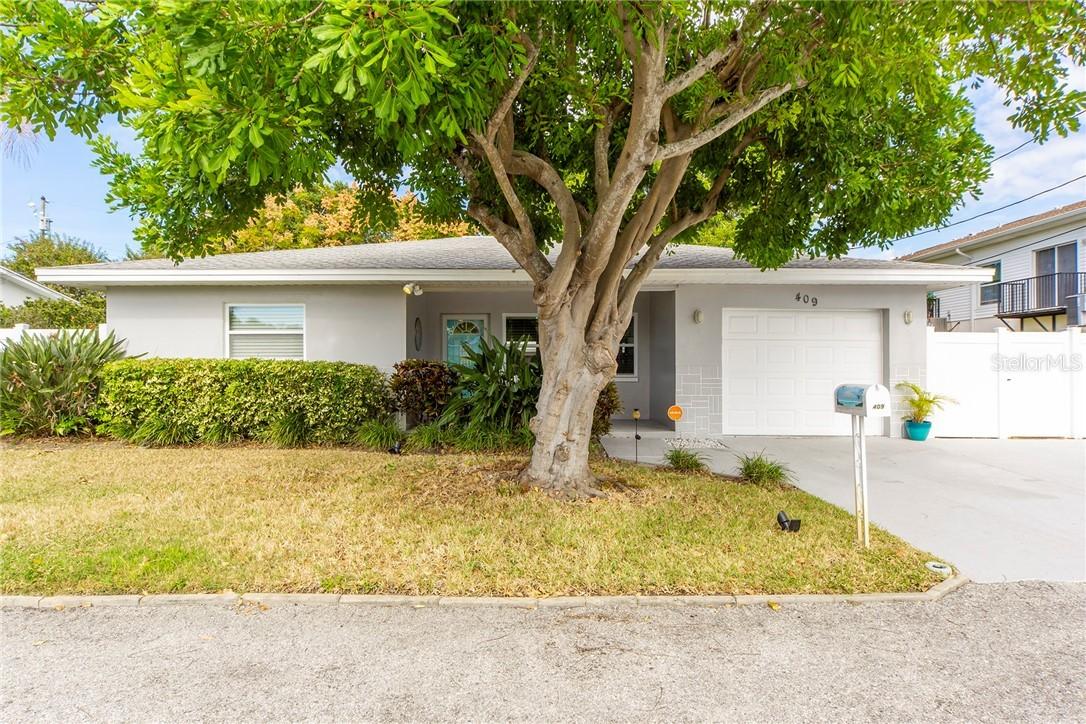 409 89th Ave., St Pete Beach, FL 33706