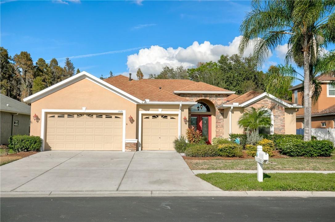 1526 Beaconsfield Dr., Wesley Chapel, FL 33543