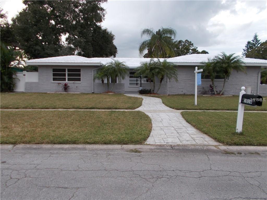 1816 Woodridge Dr., Clearwater, FL 33756