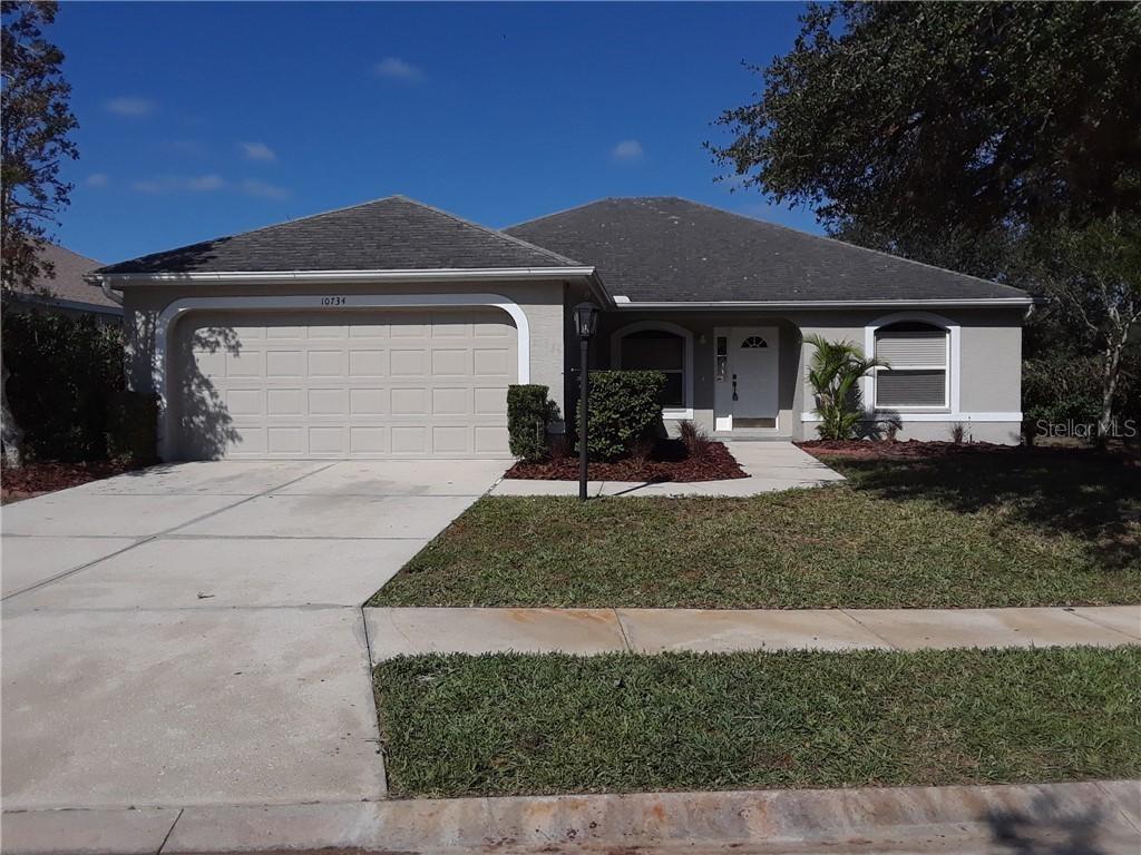 10734 Old Grove Cir., Bradenton, FL 34212