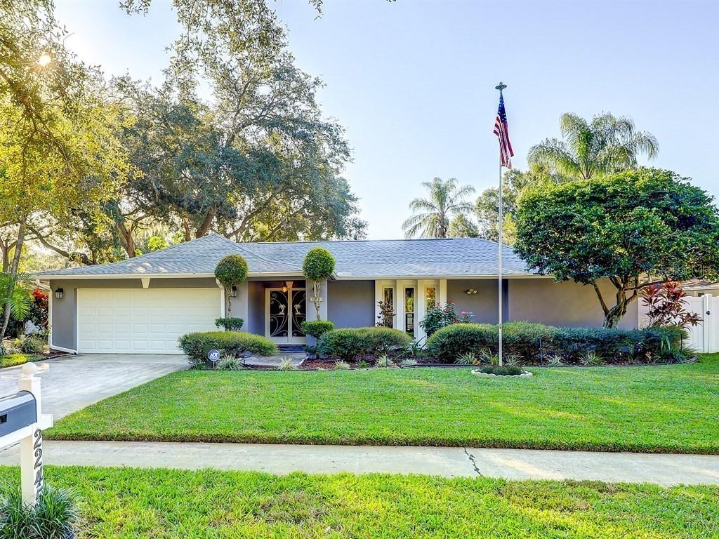 2245 Willowbrook Dr., Clearwater, FL 33764