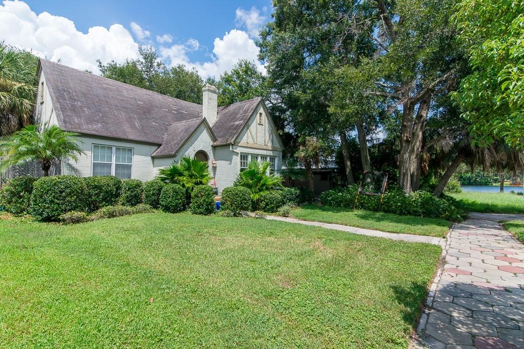 719 16th Ave., St Petersburg, FL 33704