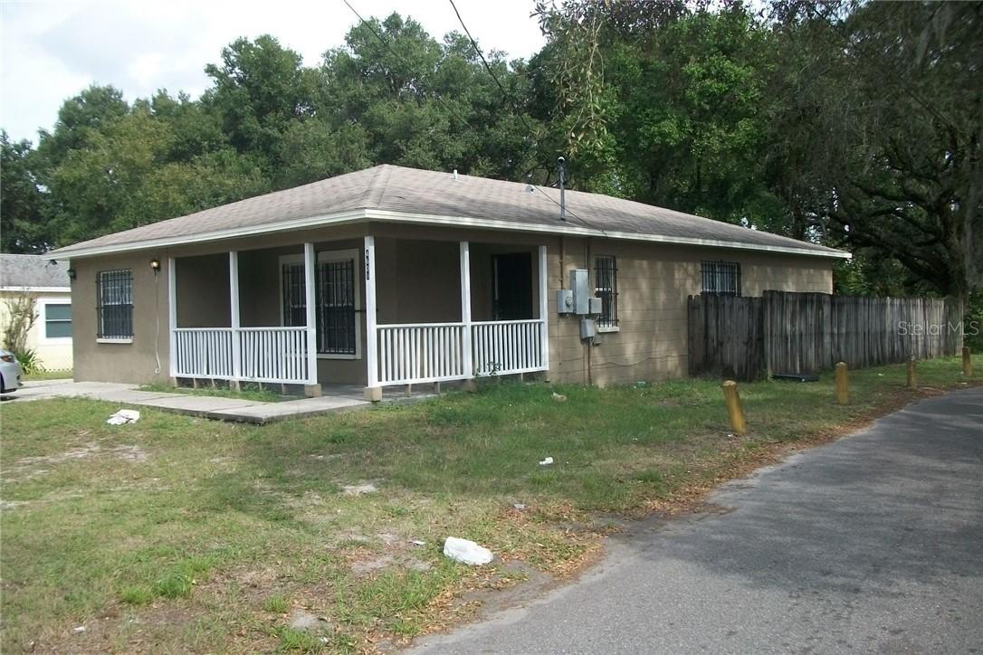 4601 Booker T Dr., Tampa, FL 33610