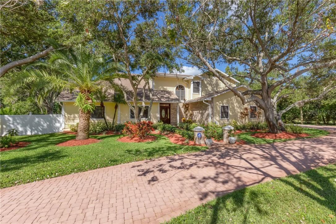 7272 125th St., Seminole, FL 33772
