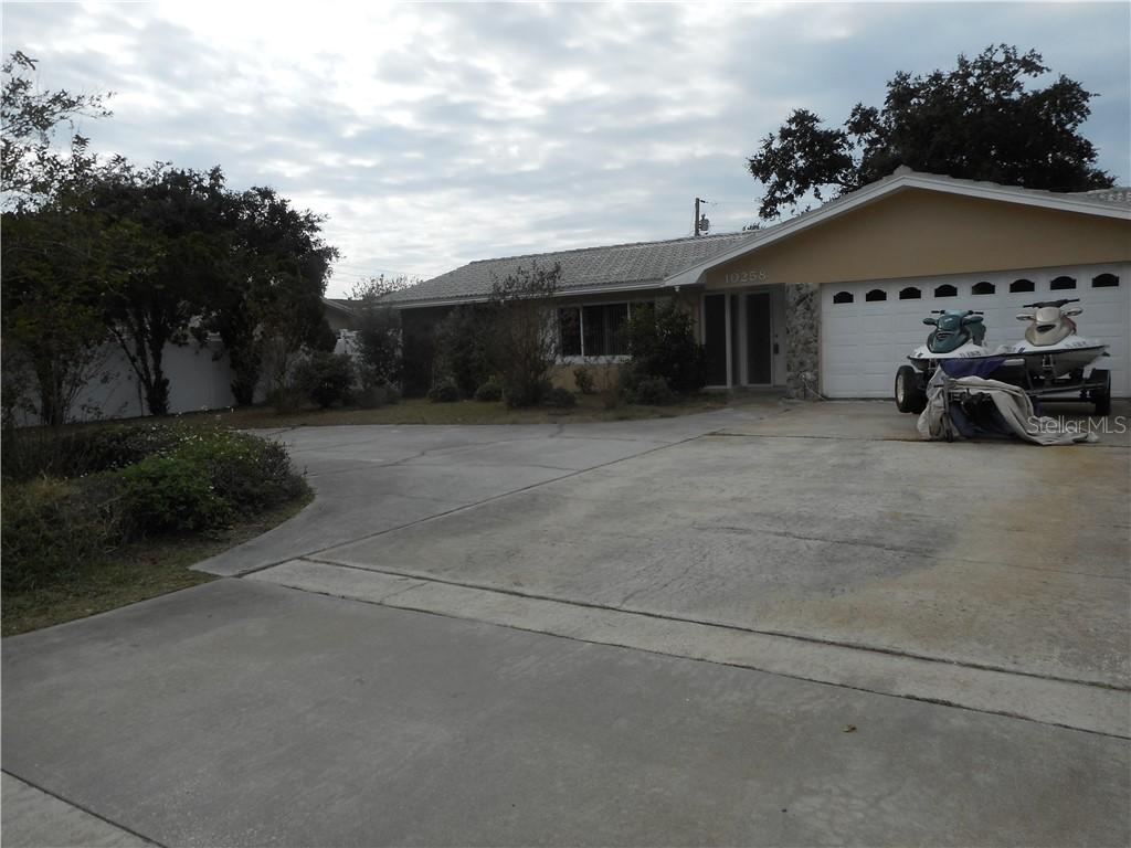 10258 Antilles Dr., Largo, FL 33774