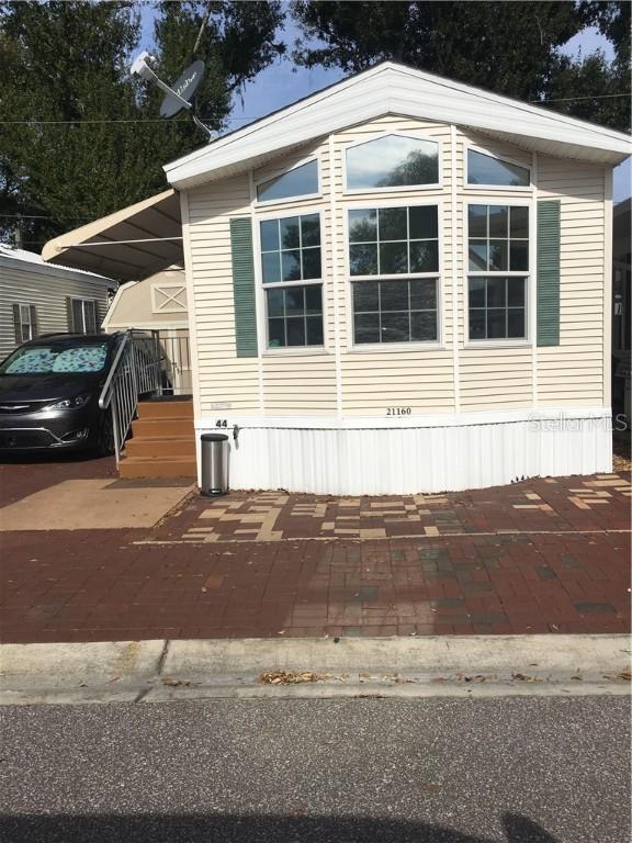 21160 Lazy Days Cir., Lutz, FL 33558