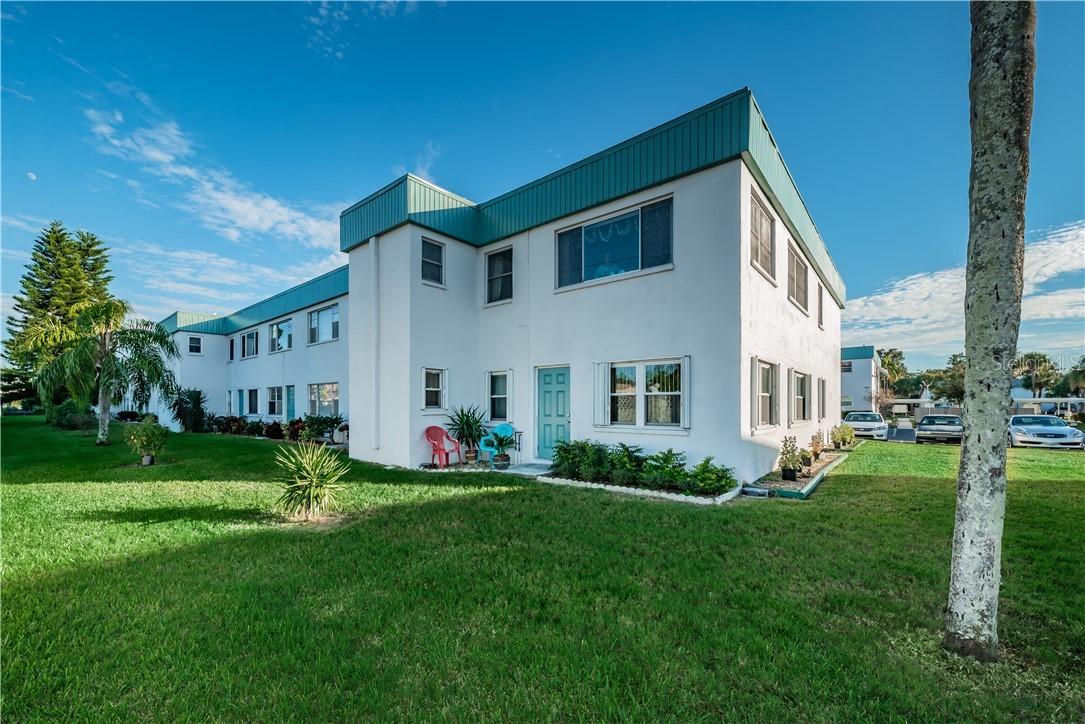 5356 81st St. #1, St Petersburg, FL 33709