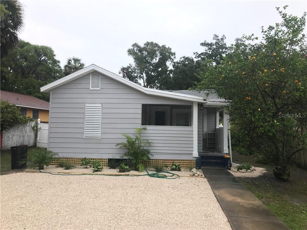 2402 52nd St., Gulfport, FL 33707