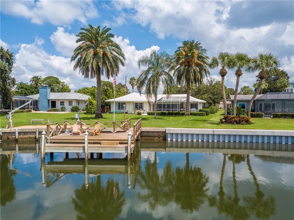 110 Carlyle Dr., Palm Harbor, FL 34683