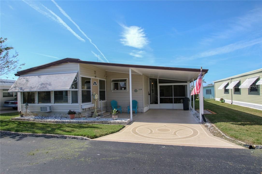 2123 Maui Dr., Holiday, FL 34691