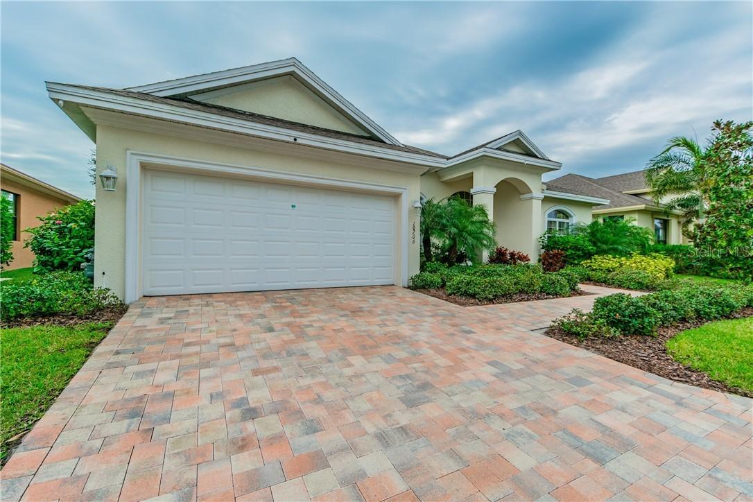 10206 Blossom Tr., Seminole, FL 33772