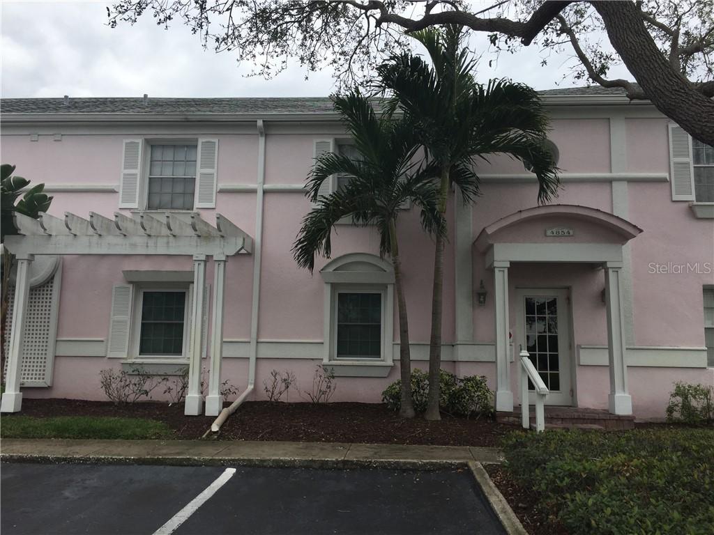 4854 Beach Dr. #B, St Petersburg, FL 33705