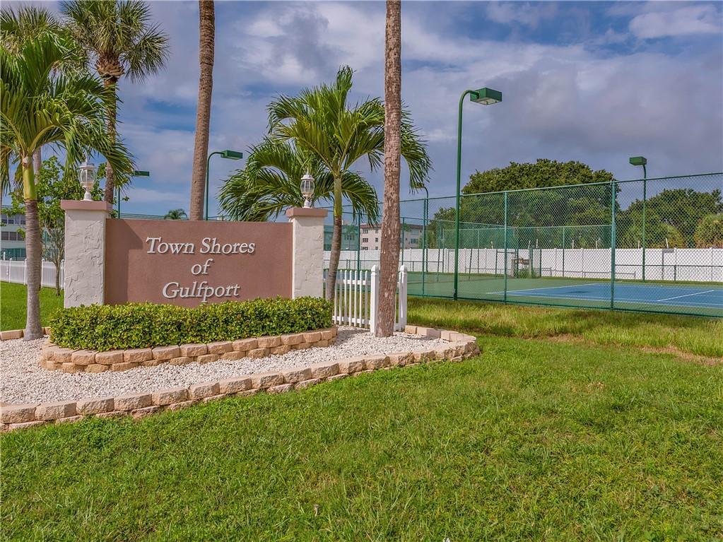 2960 59th St. #115, Gulfport, FL 33707