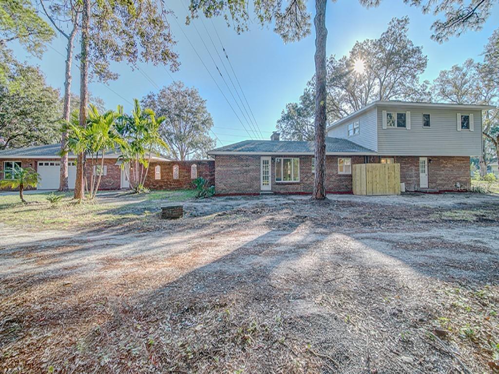 8995 82nd Ave., Seminole, FL 33777