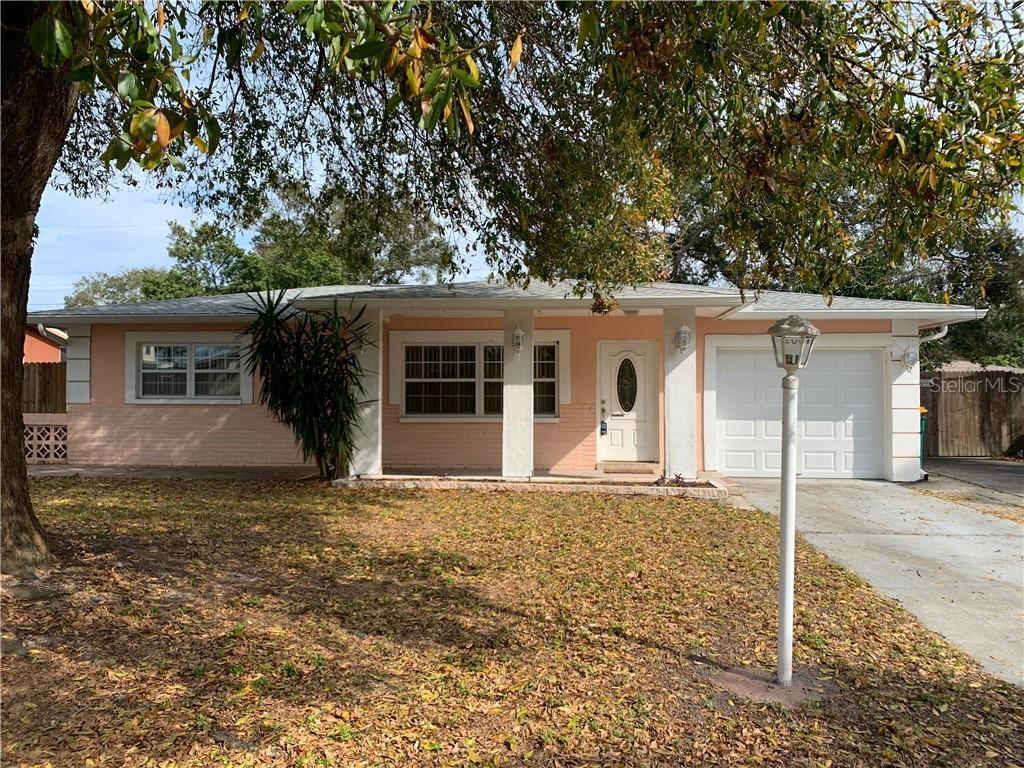 2067 Valencia Way, Clearwater, FL 33764