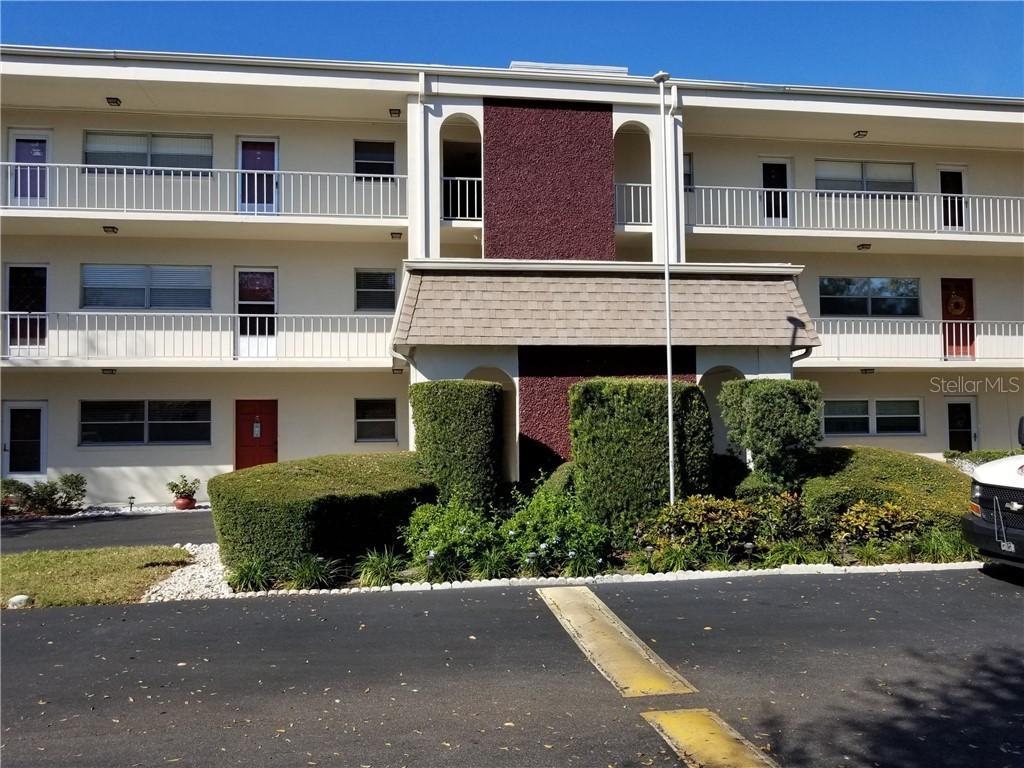 5880 38th Ave. #207, St Petersburg, FL 33710