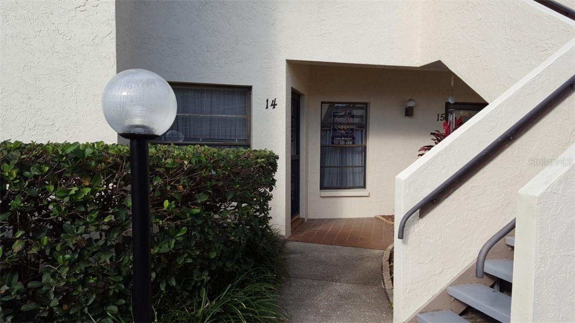 3535 Countrybrook Ln. #14, Palm Harbor, FL 34684