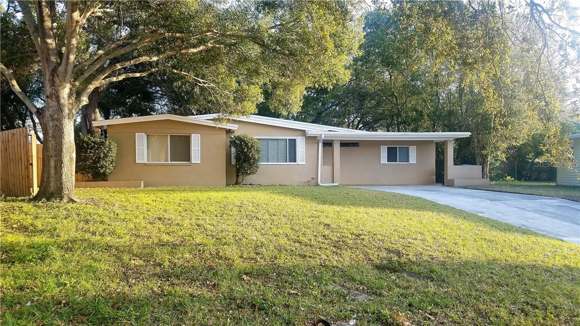 705 Palm Cir., Largo, FL 33770