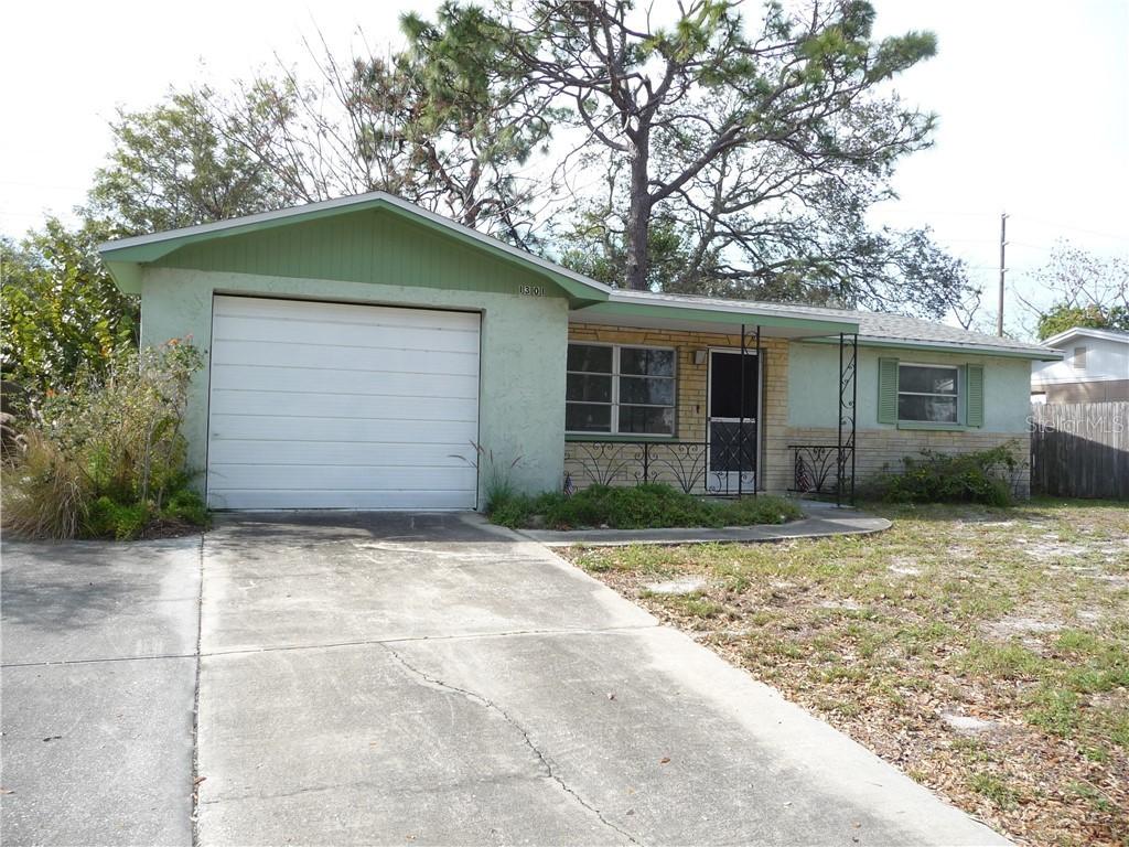 1301 Dartmouth Dr., Holiday, FL 34691