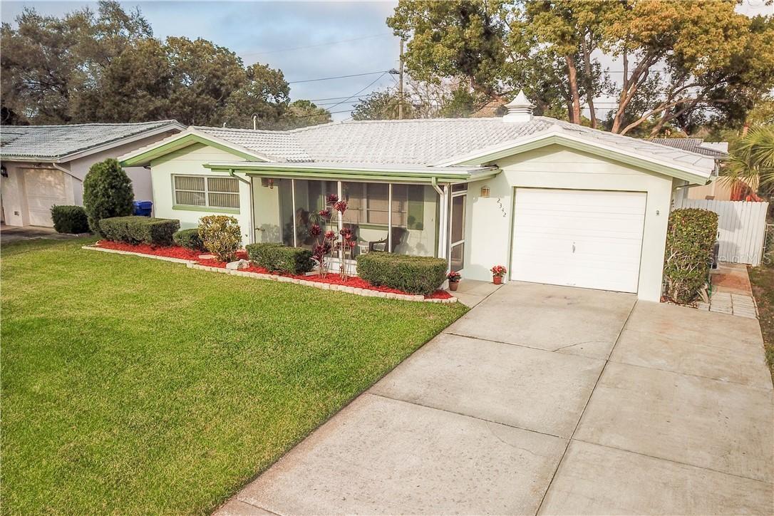 2342 Black Oak Ln., Clearwater, FL 33763