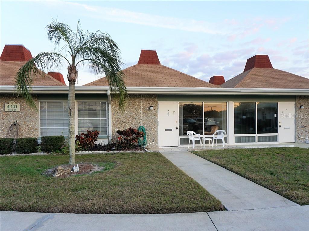 4341 Tahitian Gardens Cir. #B, Holiday, FL 34691