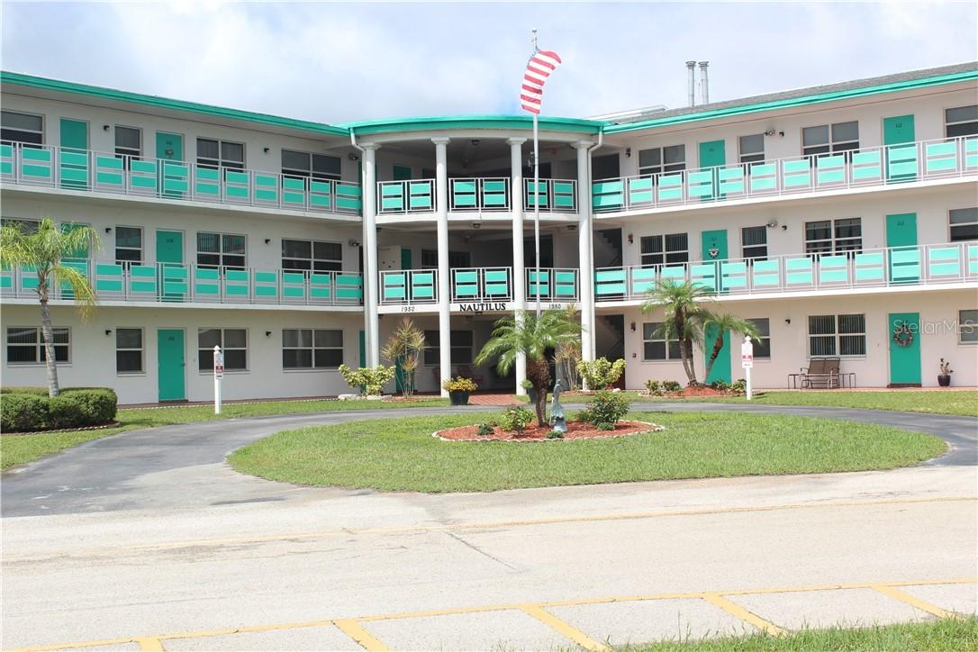 1950 59th Ave. #211, St Petersburg, FL 33714