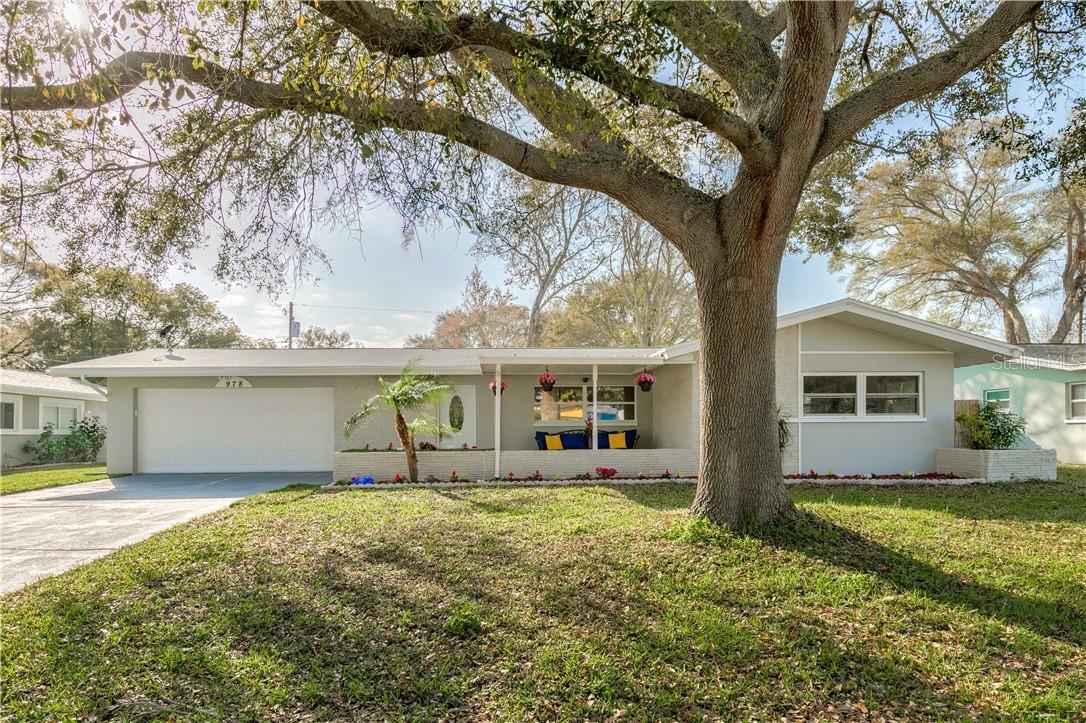 978 Victor Herbert Dr., Largo, FL 33771