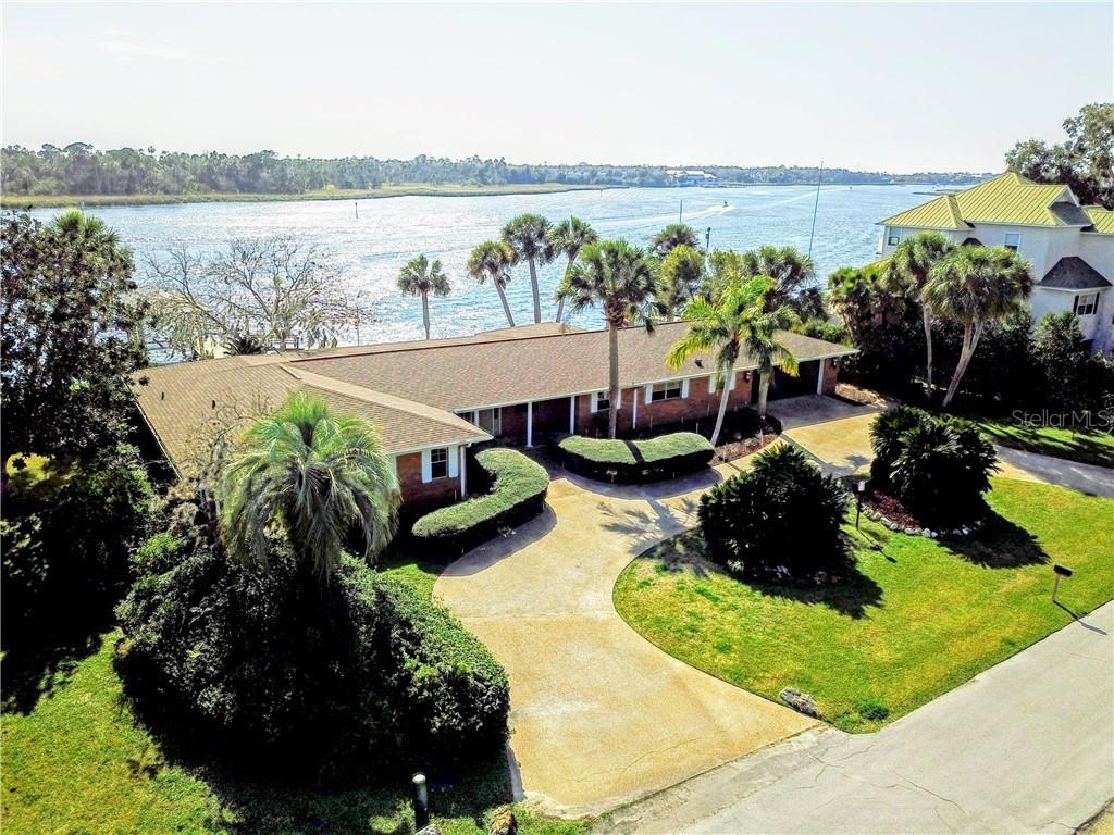 2120 NW 14th St., Crystal River, FL 34428