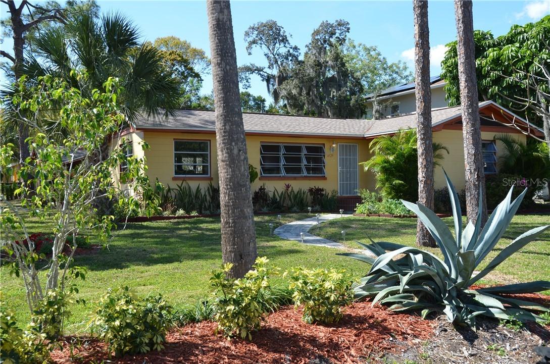 4529 Juanita Way, St Petersburg, FL 33705