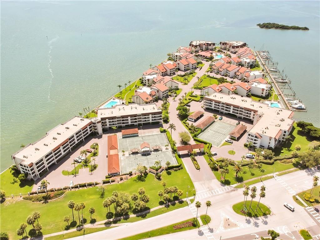 106 1st St. #116, Tierra Verde, FL 33715