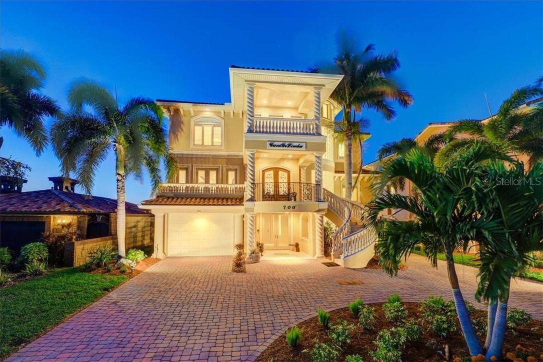 700 126th Ave., Treasure Island, FL 33706
