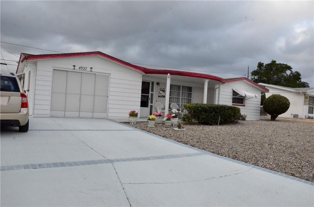 4927 Picture Ave., Holiday, FL 34690