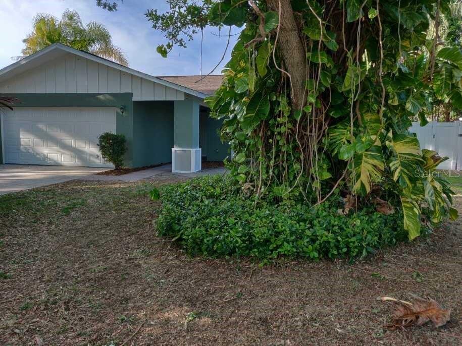 2366 Willow Tree Tr., Clearwater, FL 33763